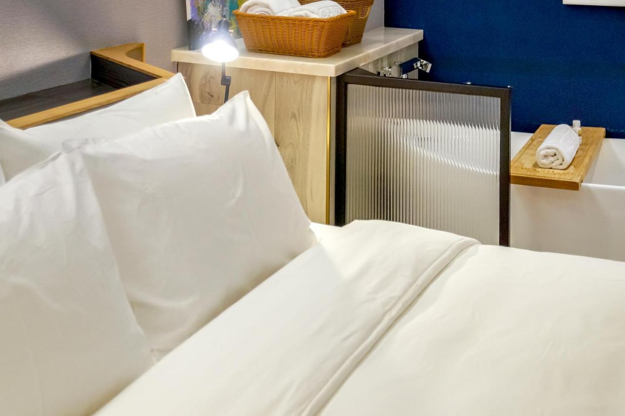 Bed and Breakfast 墾丁耳東華苑erdong Manor Zewnętrze zdjęcie