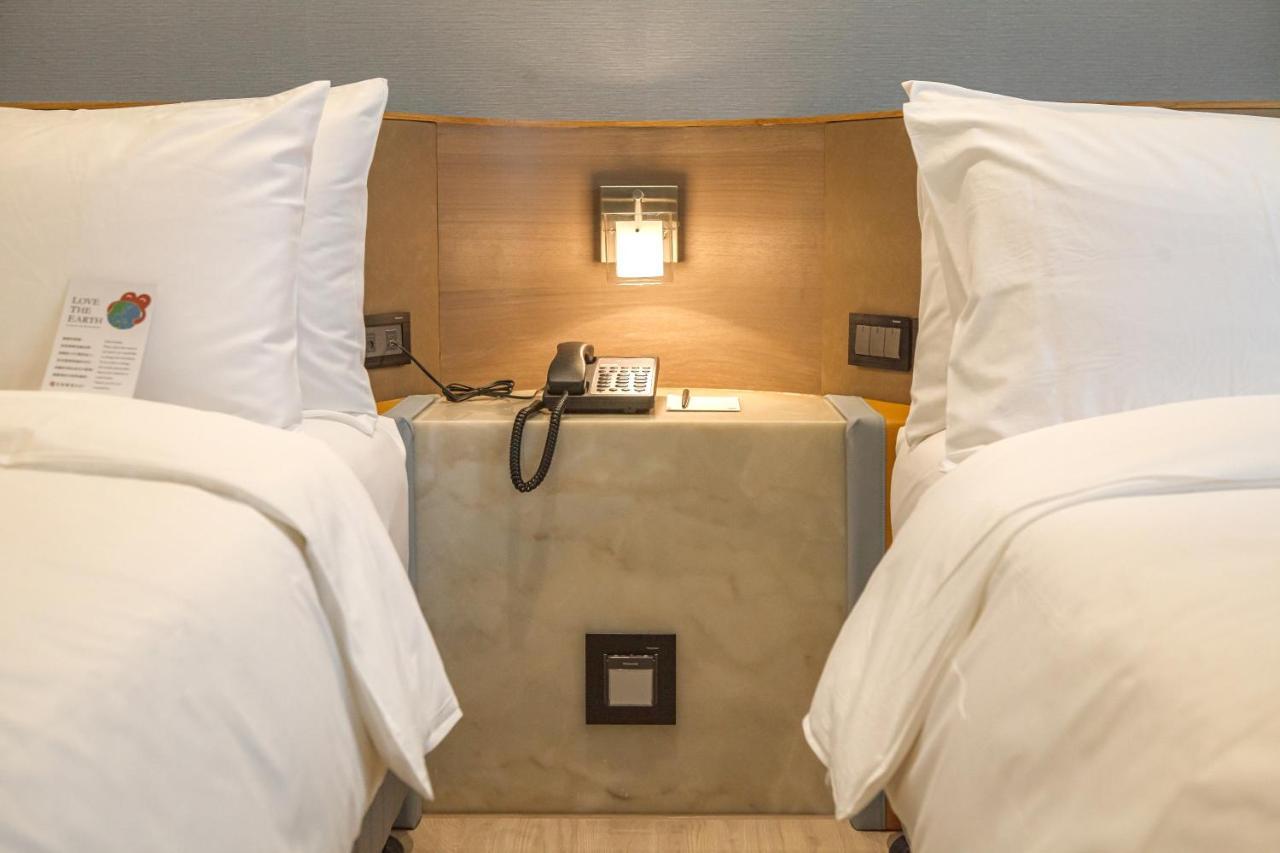 Bed and Breakfast 墾丁耳東華苑erdong Manor Zewnętrze zdjęcie