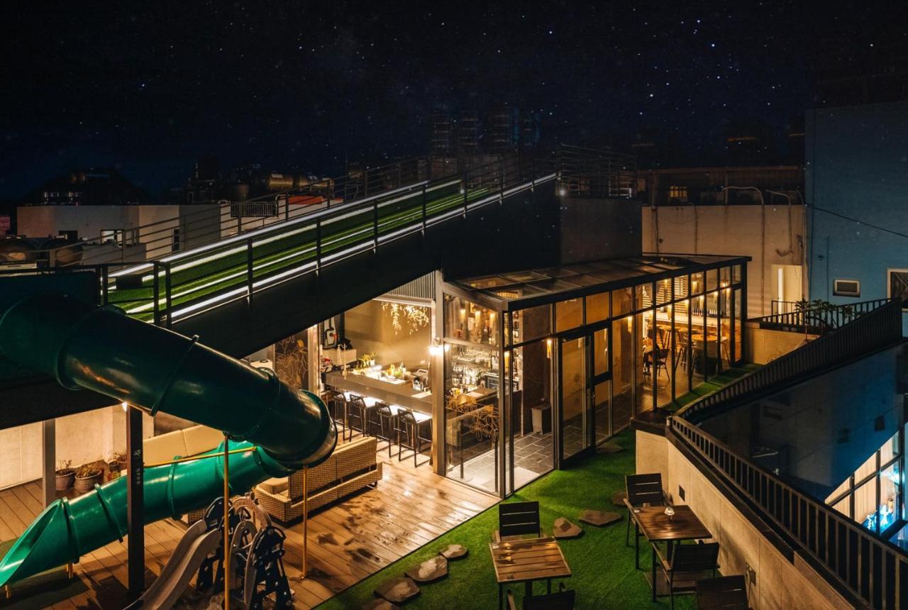 Bed and Breakfast 墾丁耳東華苑erdong Manor Zewnętrze zdjęcie
