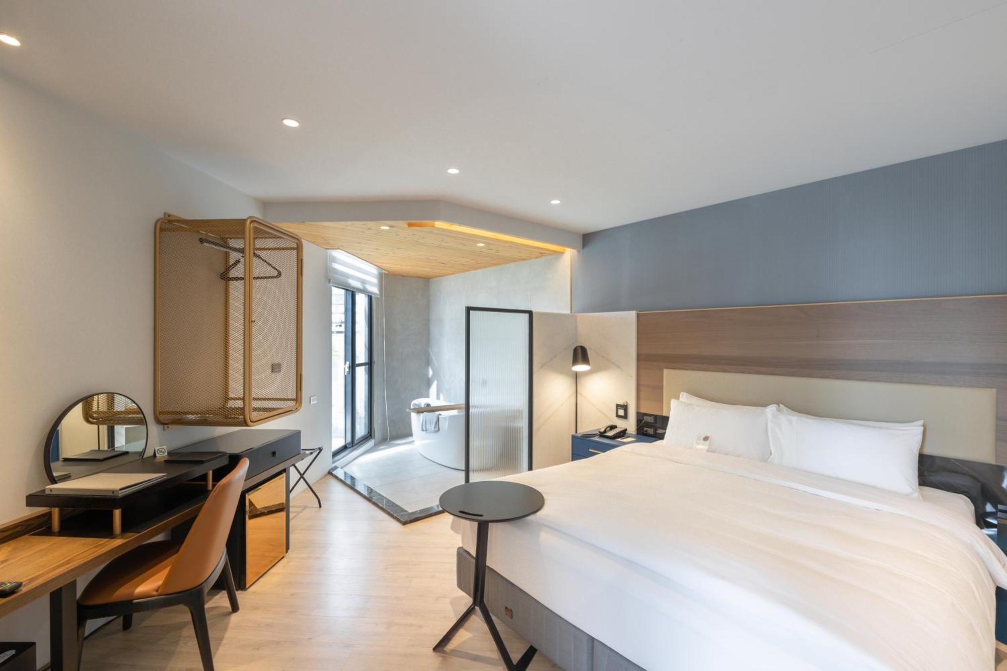 Bed and Breakfast 墾丁耳東華苑erdong Manor Zewnętrze zdjęcie